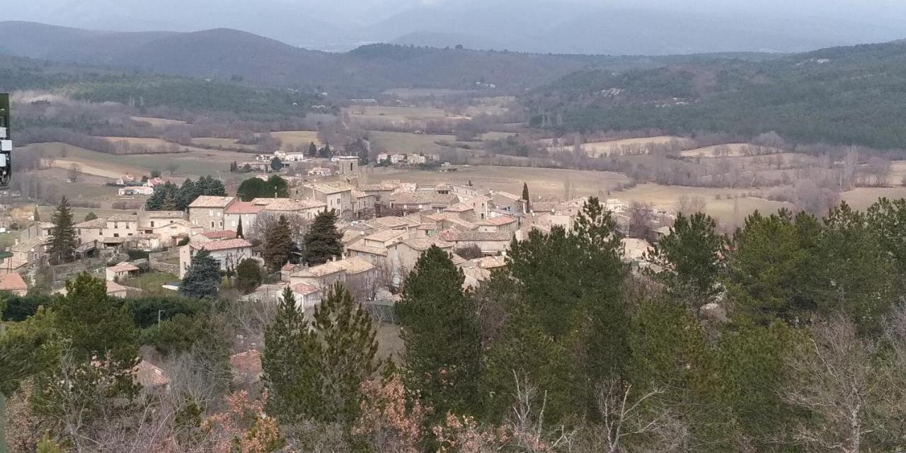 Auberge Le Lupin Blanc Revest-des-Brousses Dış mekan fotoğraf